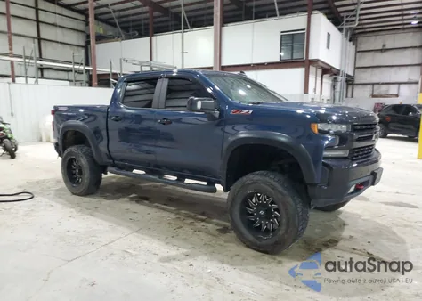 2020 Chevrolet Silverado K1500 Lt Trail Boss z USA, uszkodzony, nr VIN 1GCPYFEL3LZ200237